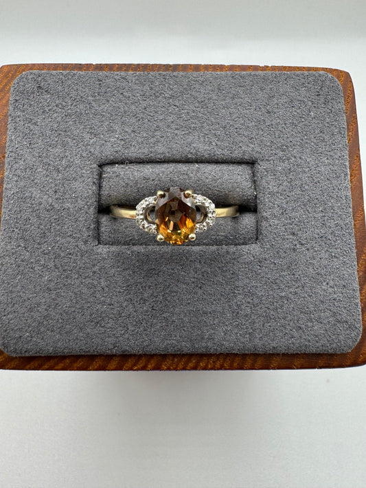 9ct gold citrine and diamond ring