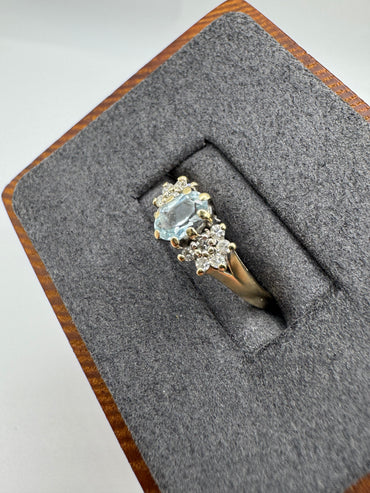 9ct gold topaz and diamond cluster ring