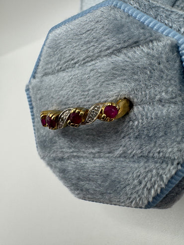 9ct gold ruby and diamond ring
