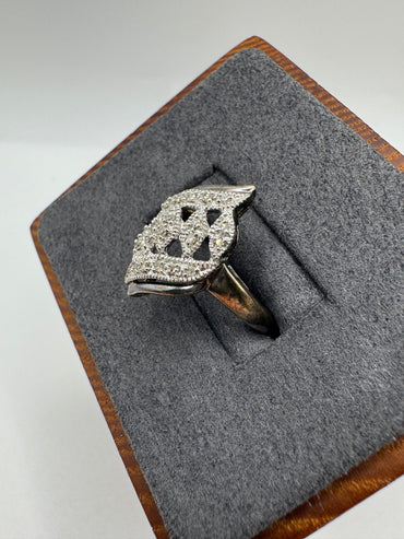 9ct gold diamond cluster ring