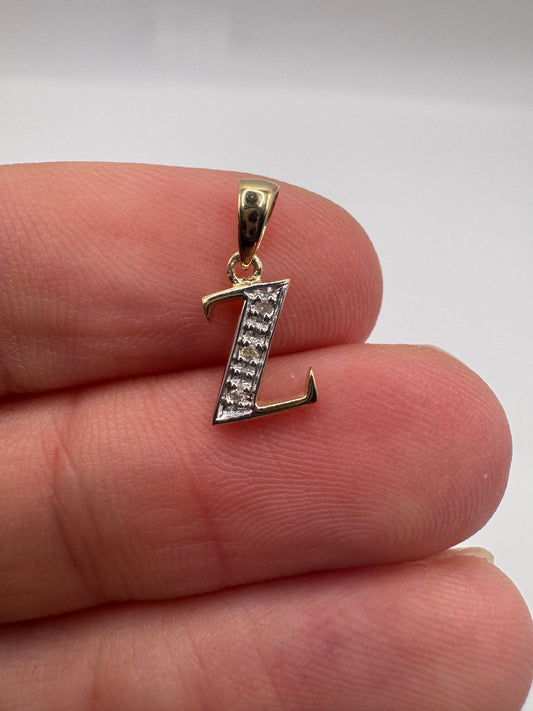 9ct gold diamond initial Z pendant