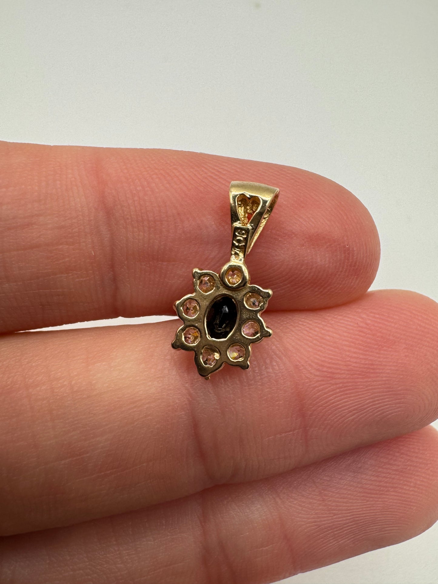 9ct gold sapphire and cz pendant
