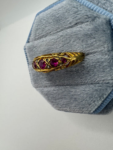 Antique 18ct gold ruby and diamond ring