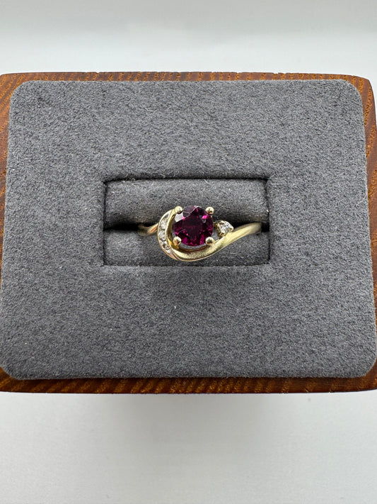 9ct gold almandine garnet and diamond ring