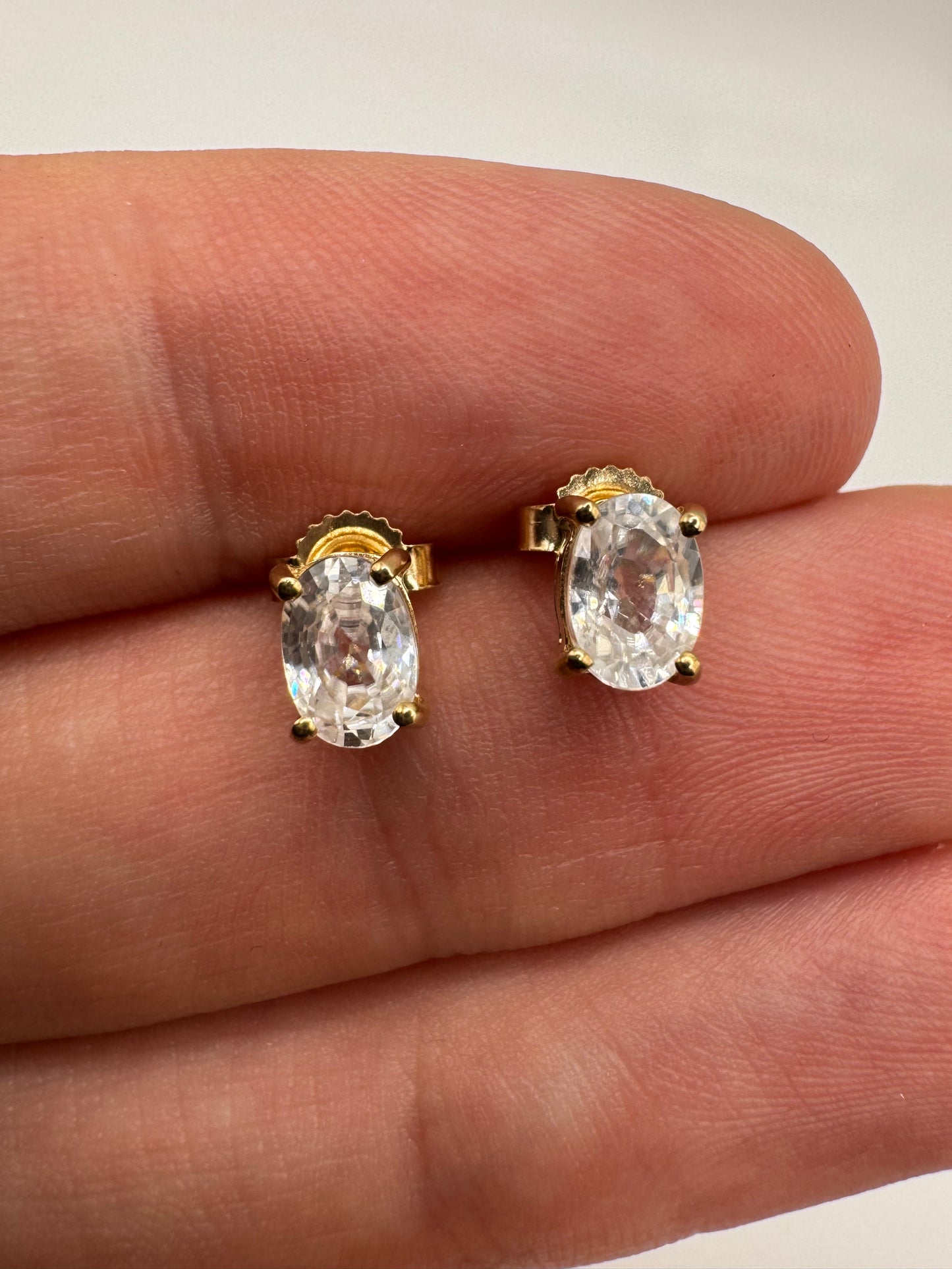 9ct gold zircon earrings