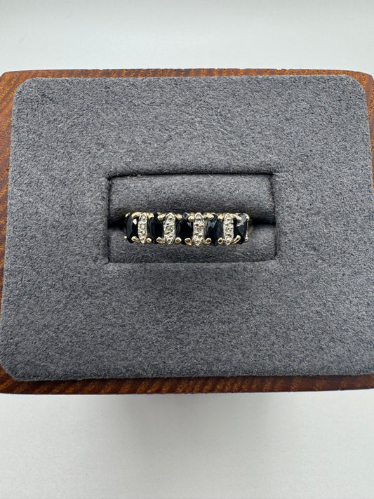 9ct gold sapphire and diamond ring