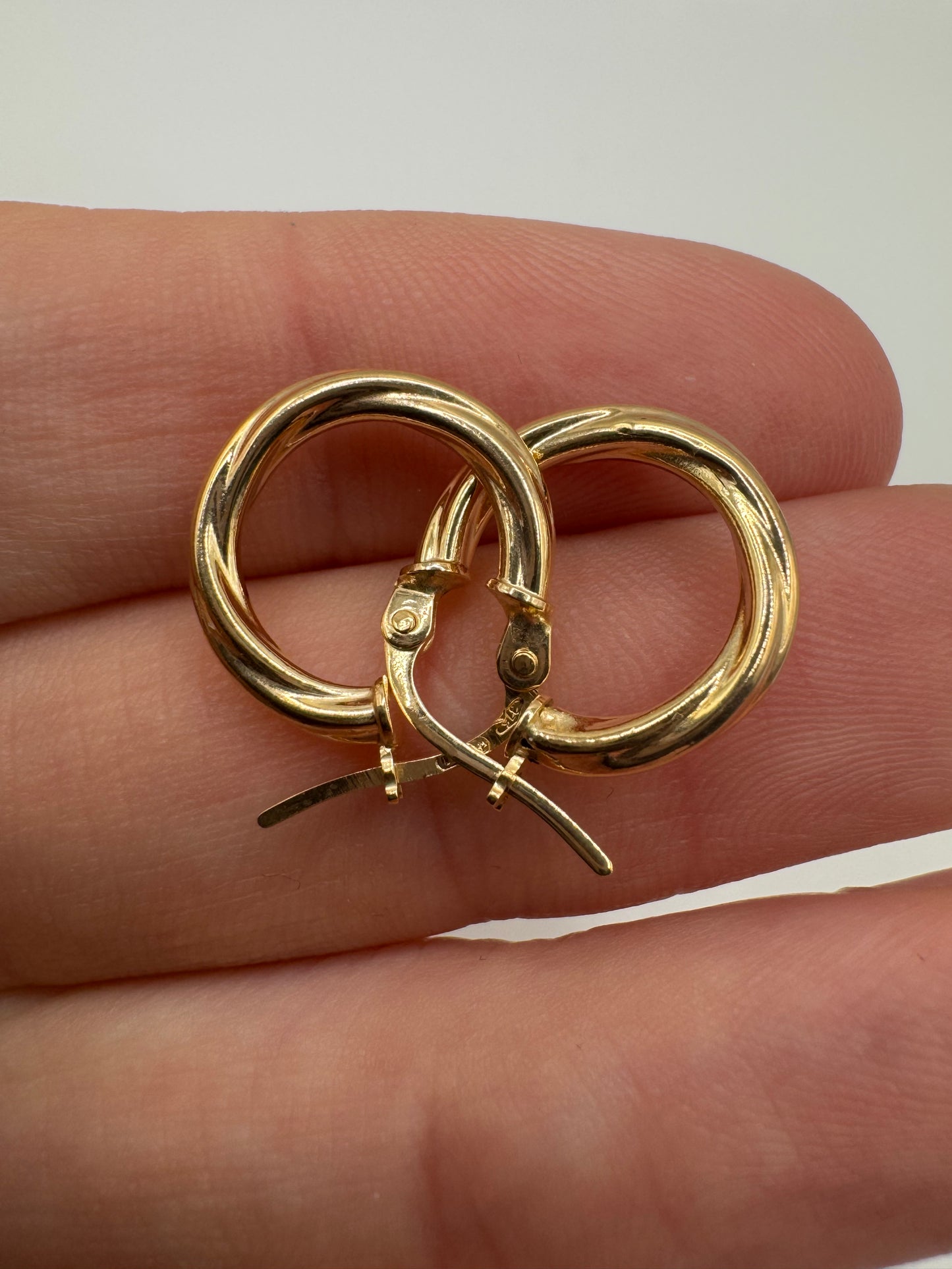 9ct gold twist creole earrings