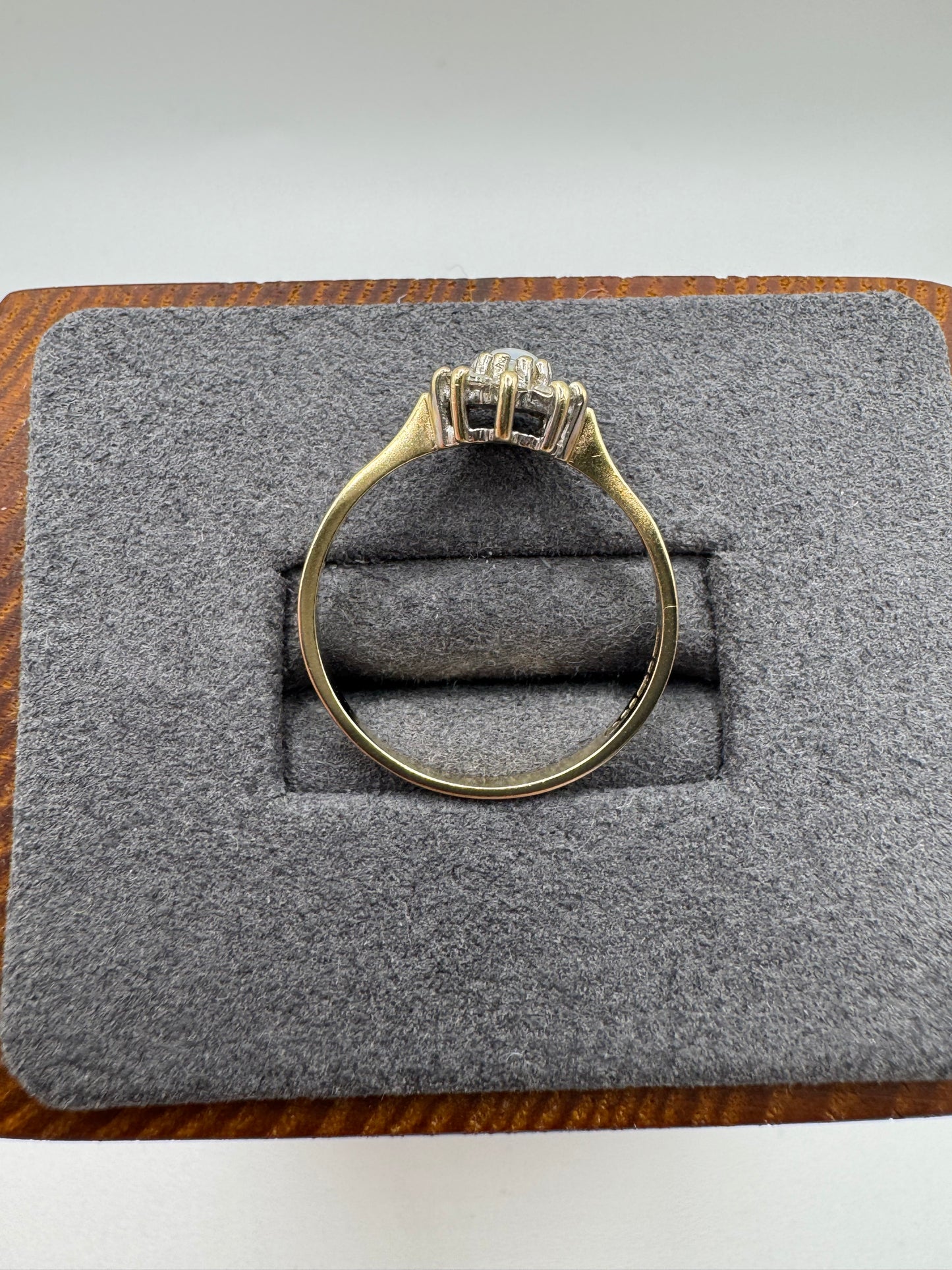 9ct gold opal and cz ring