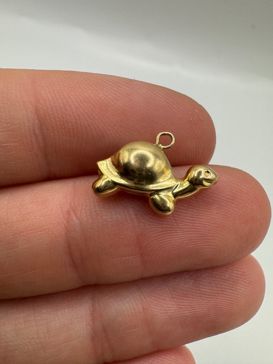 9ct gold turtle charm