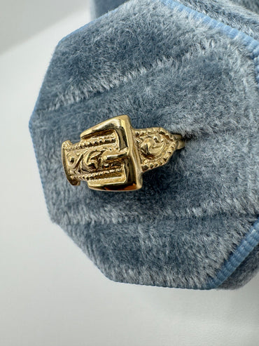 9ct gold engraved buckle ring