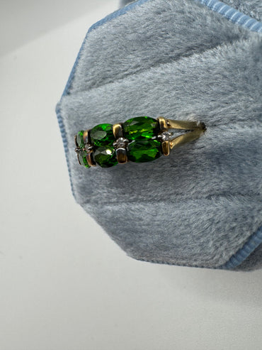 9ct gold diopside and diamond ring