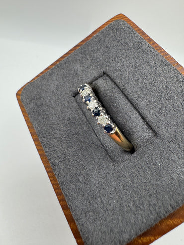 9ct gold sapphire and diamond ring