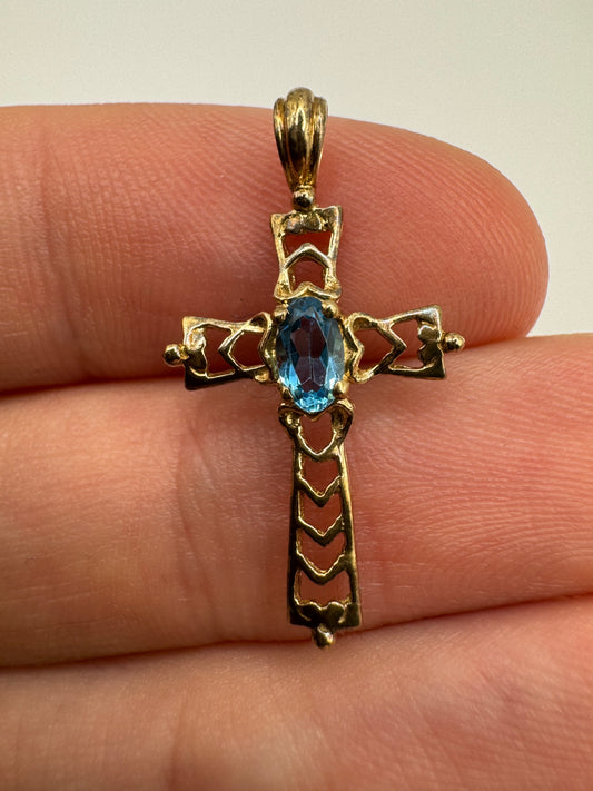 9ct gold topaz cross pendant