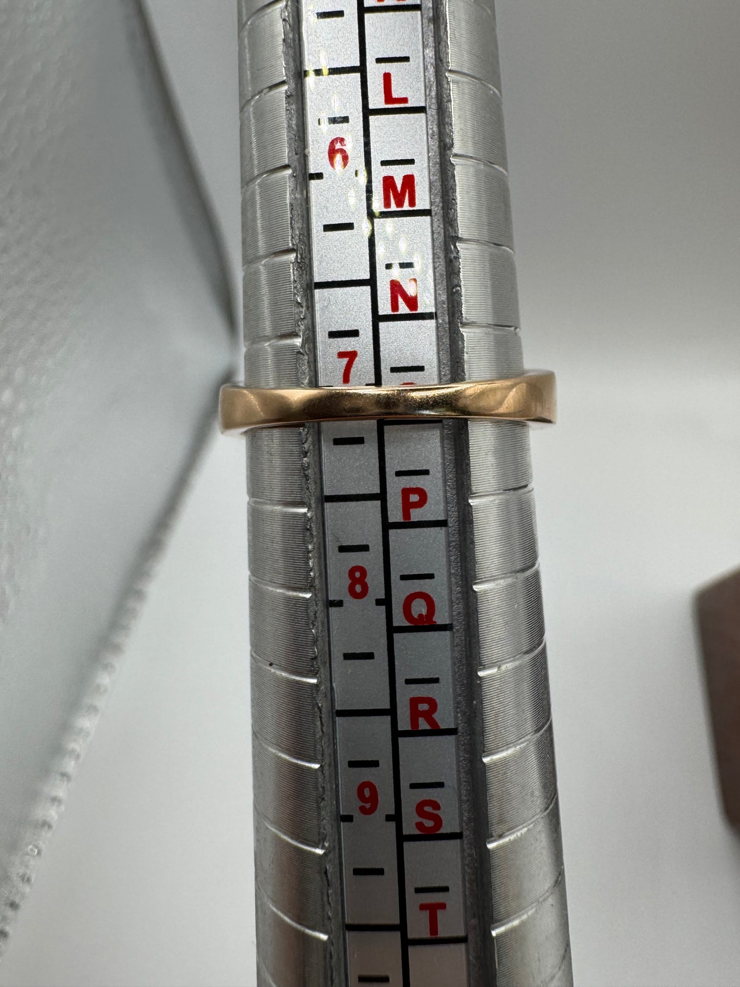 9ct rose gold morganite and diamond ring