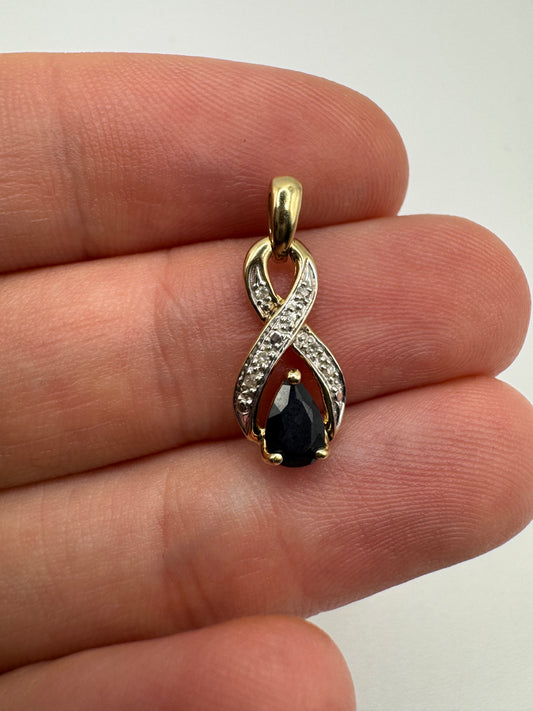 9ct gold sapphire and diamond pendant