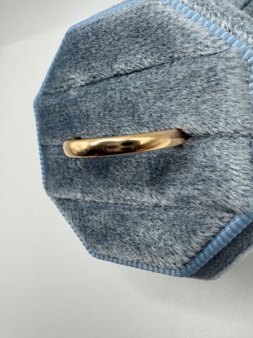 9ct gold plain band