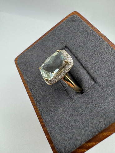 9ct gold green amethyst and diamond ring