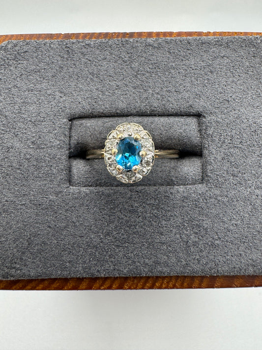 9ct gold topaz and diamond ring