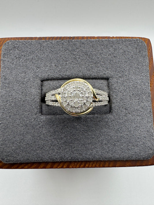 9ct gold 0.5ct diamond cluster ring