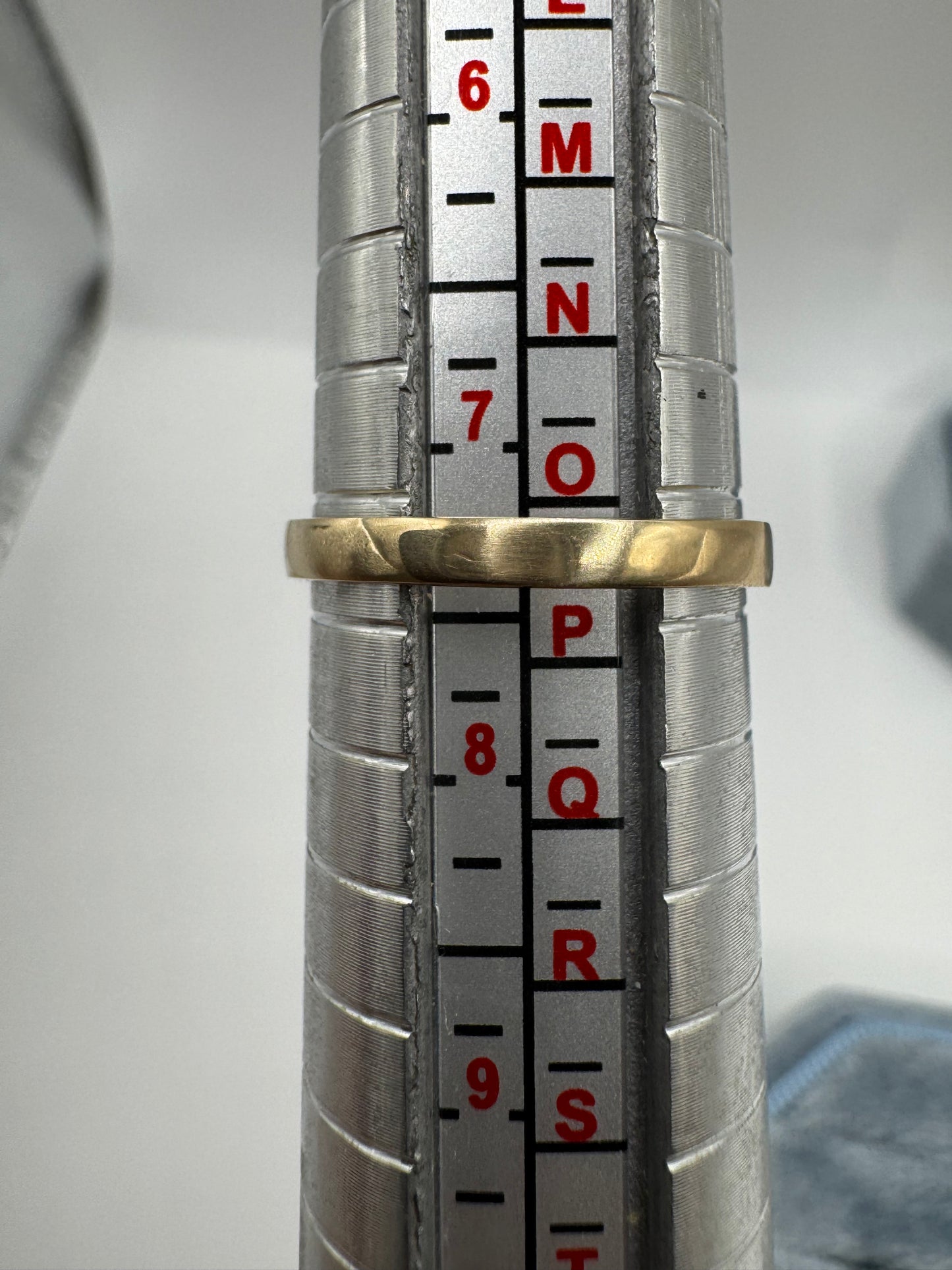 9ct gold buckle ring