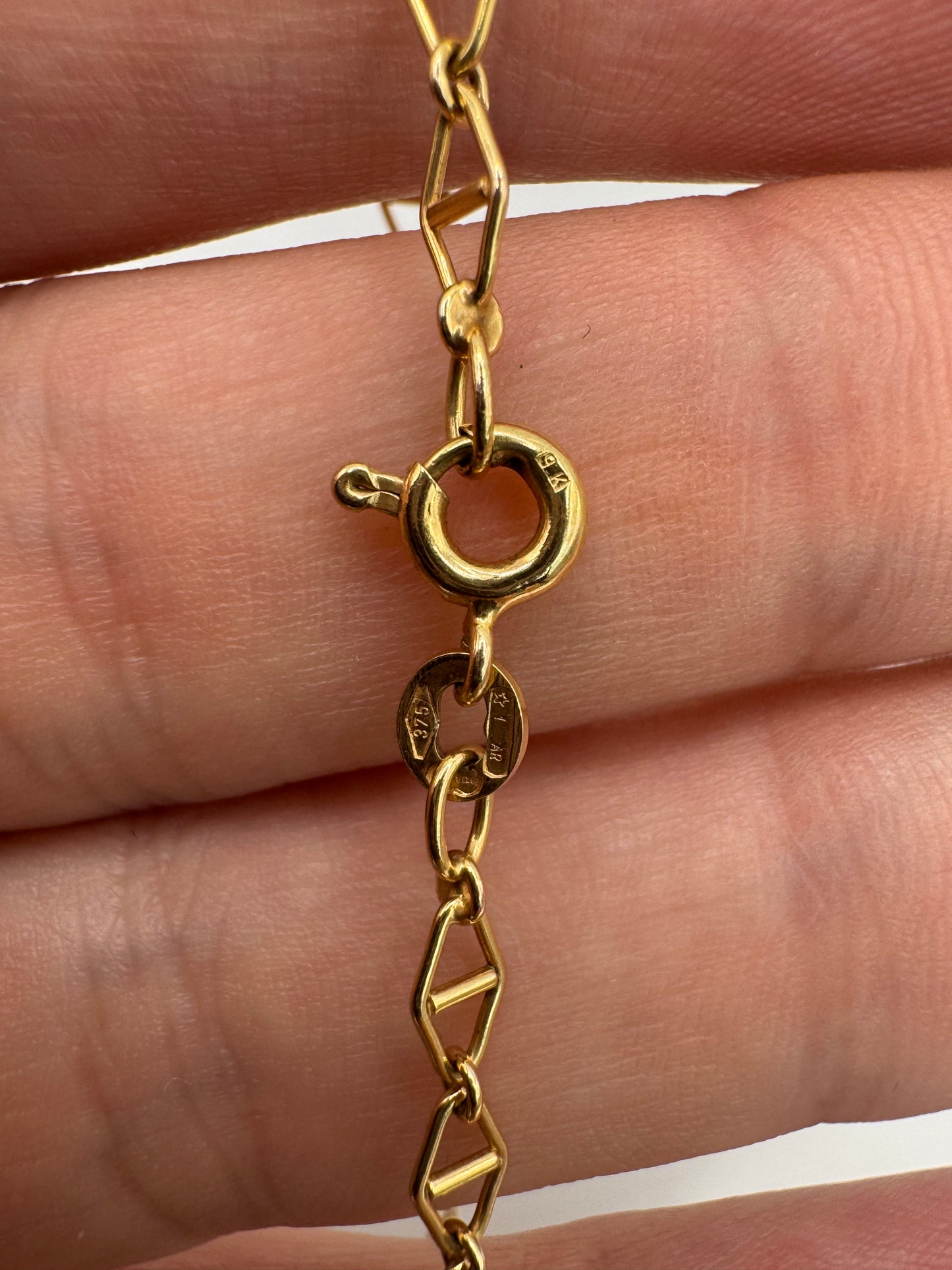 9ct gold bracelet
