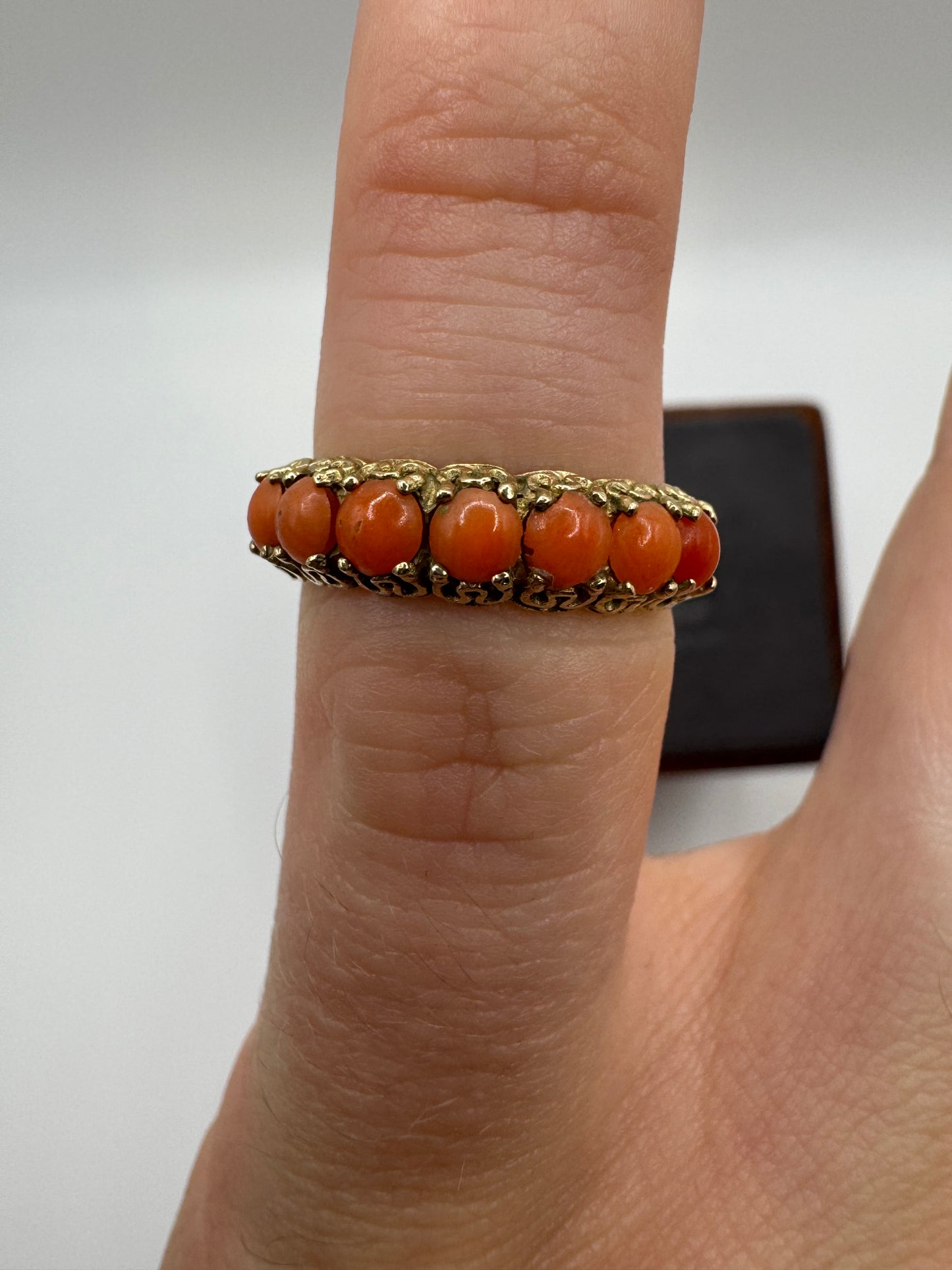 9ct gold coral ring