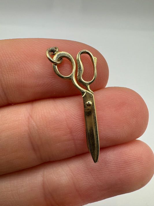 9ct gold scissors charm