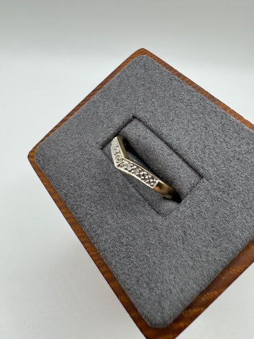 9ct gold diamond wishbone ring