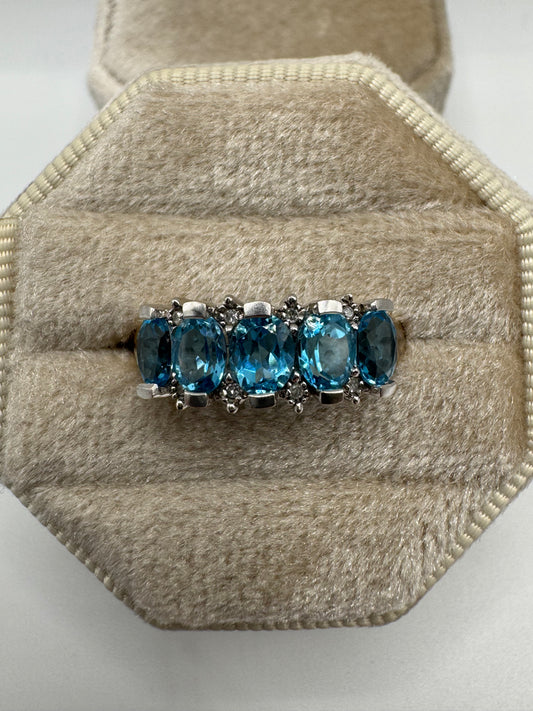9ct gold topaz and diamond ring
