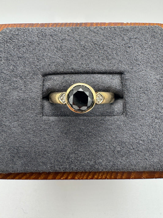 9ct gold diamond ring