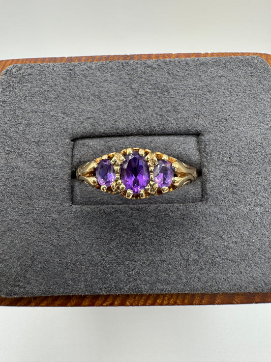 9ct gold amethyst ring