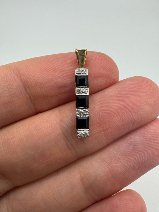 9ct gold sapphire and diamond pendant