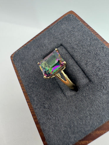 9ct gold mystic topaz ring