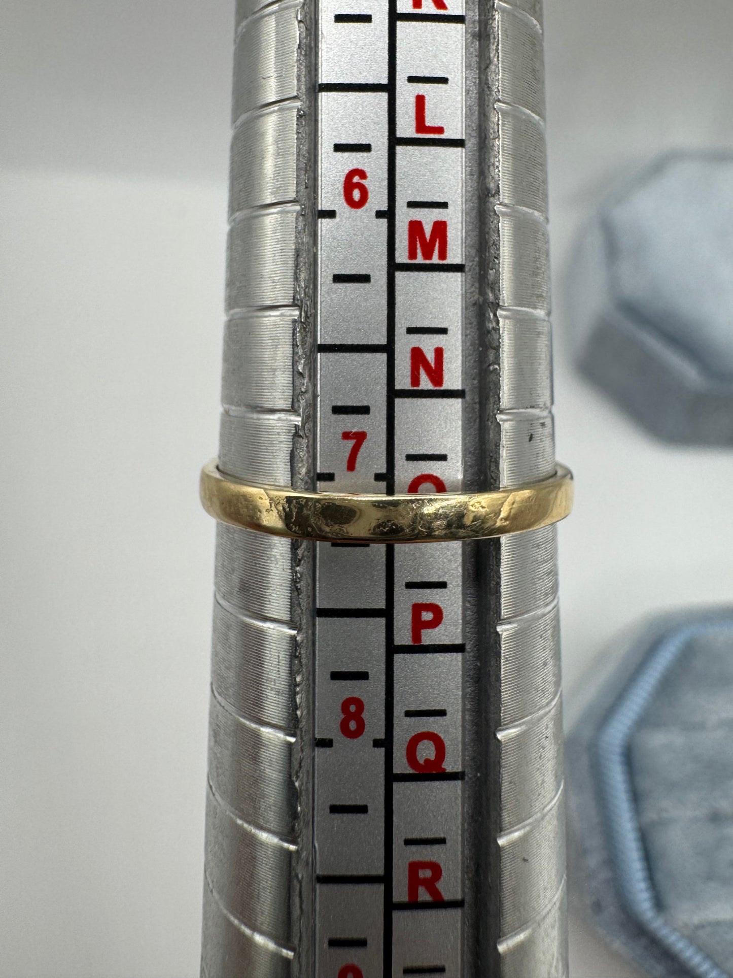 9ct gold moonstone cluster ring