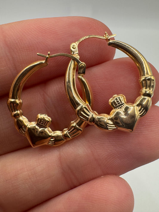 9ct gold claddagh creole earrings