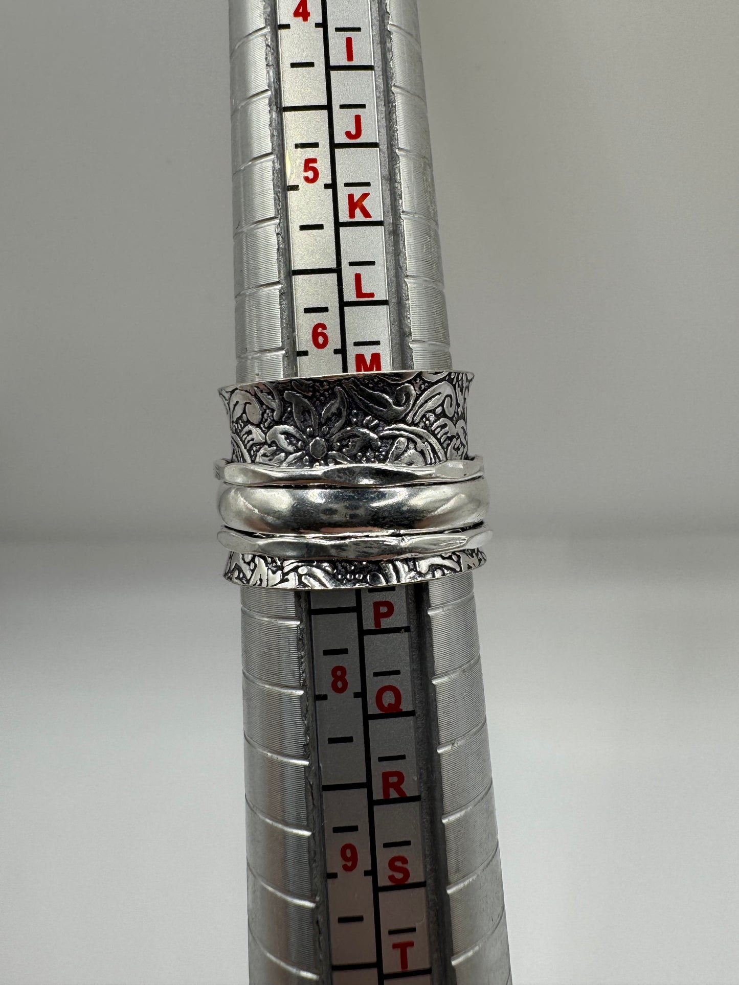 Silver rose quartz spinning ring (6.25-M1/2)