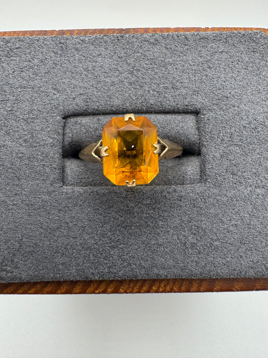 Antique 9ct gold citrine paste ring