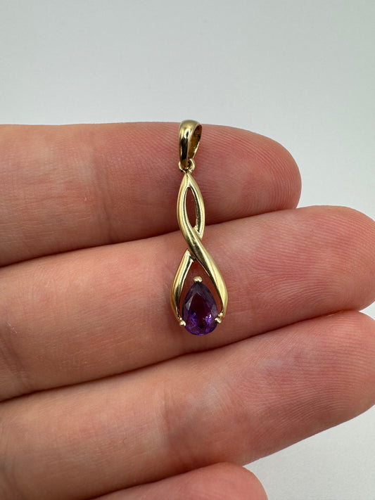 9ct gold amethyst pendant