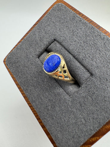 9ct gold lapis lazuli signet ring