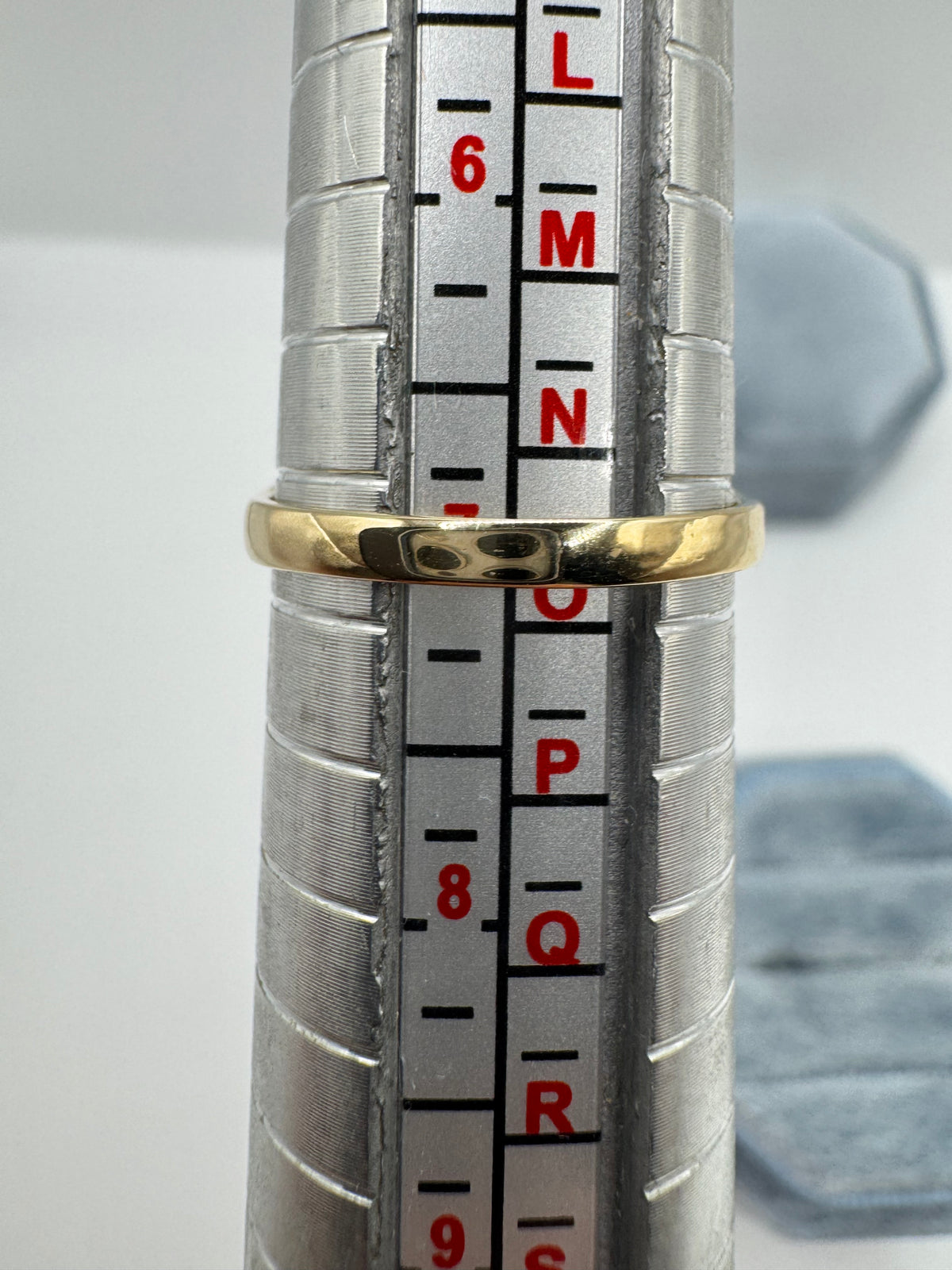 9ct gold sapphire moon ring