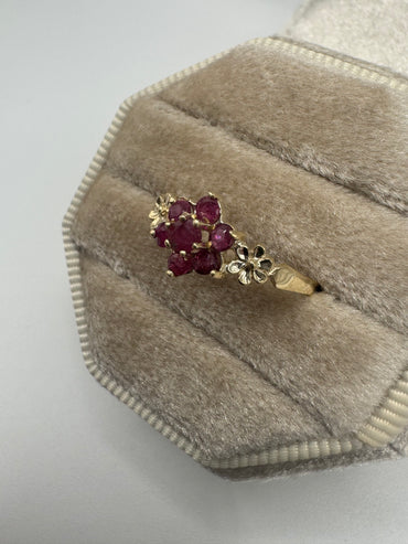9ct gold ruby cluster ring