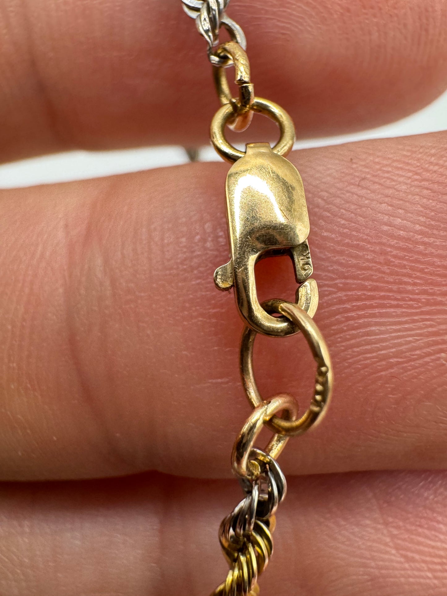 9ct tri-gold bracelet 5