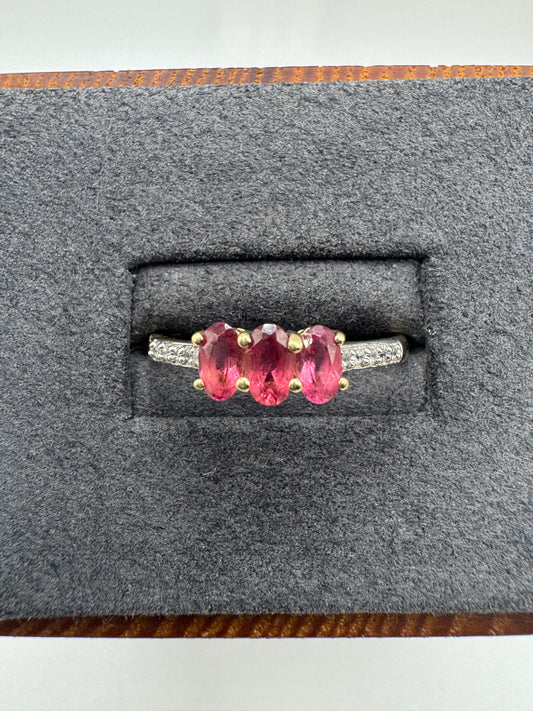 9ct gold tourmaline and zircon ring