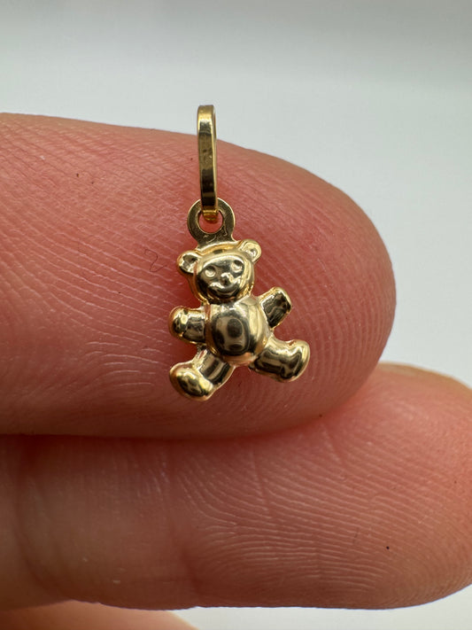 9ct gold mini teddy bear charm