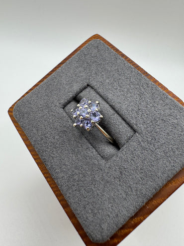 9ct white gold tanzanite cluster ring