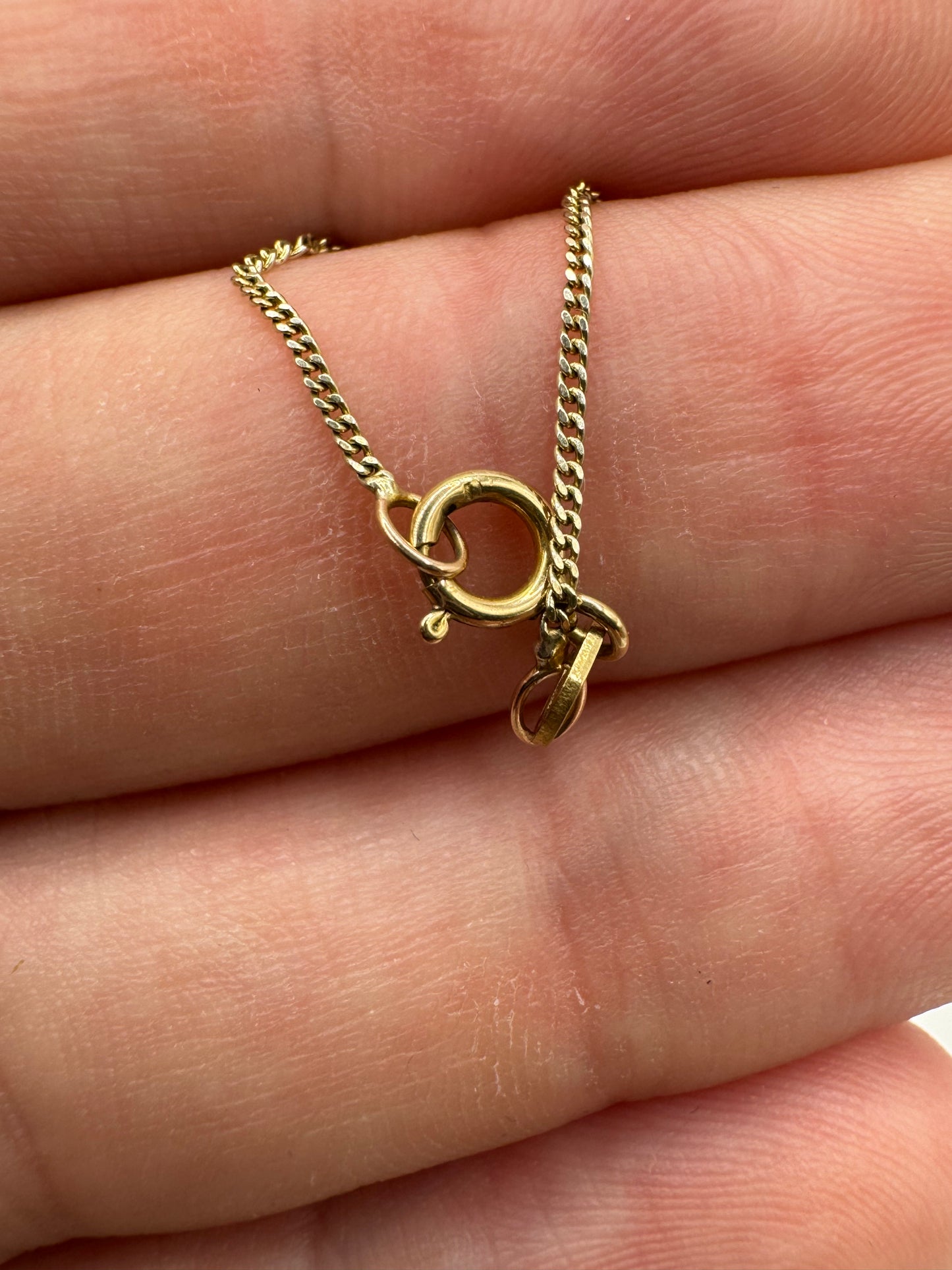 9ct gold chain 4 18”