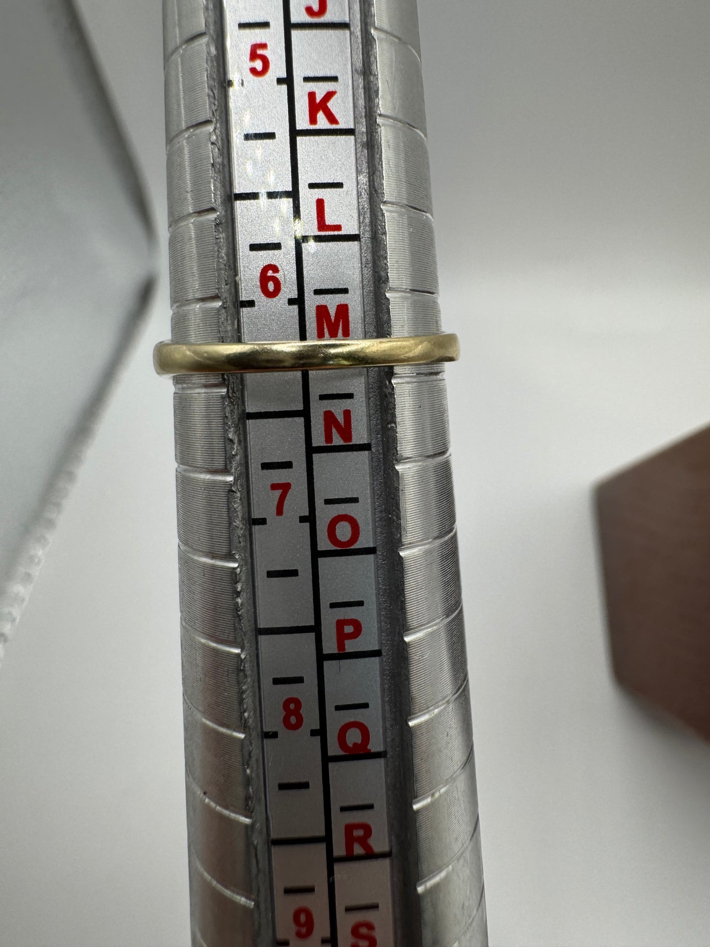 9ct gold spinel and diamond cluster ring