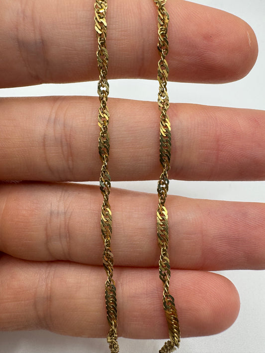 9ct gold chain 13 (15.5”)