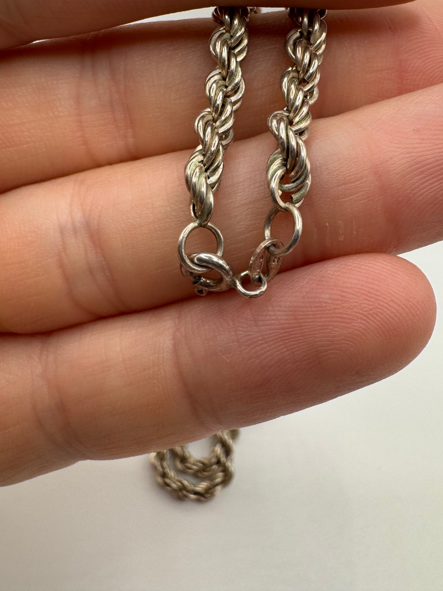 Silver rope chain