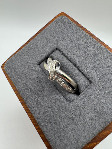 9ct white gold diamond crossover ring
